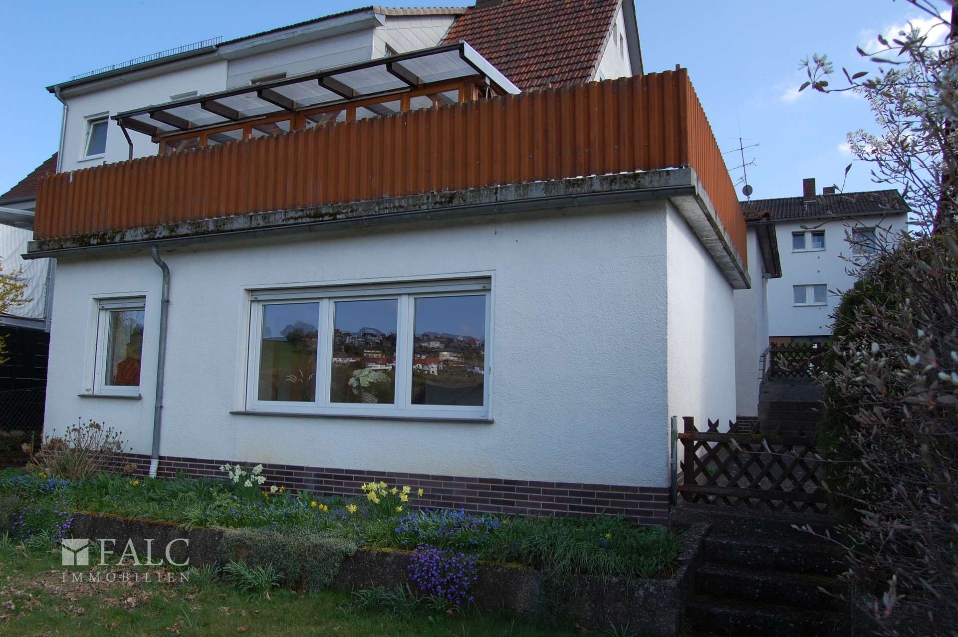 Einliegerwohnung und Balkon